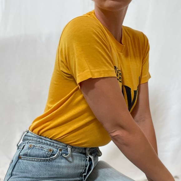 Vintage Tiger Wave Tee - Picture 5 of 6